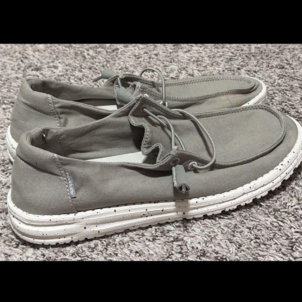 hey dude shoes